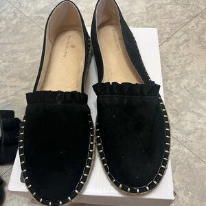 Bandolino Black Suede Ruffle Trim Slip-On Loafers